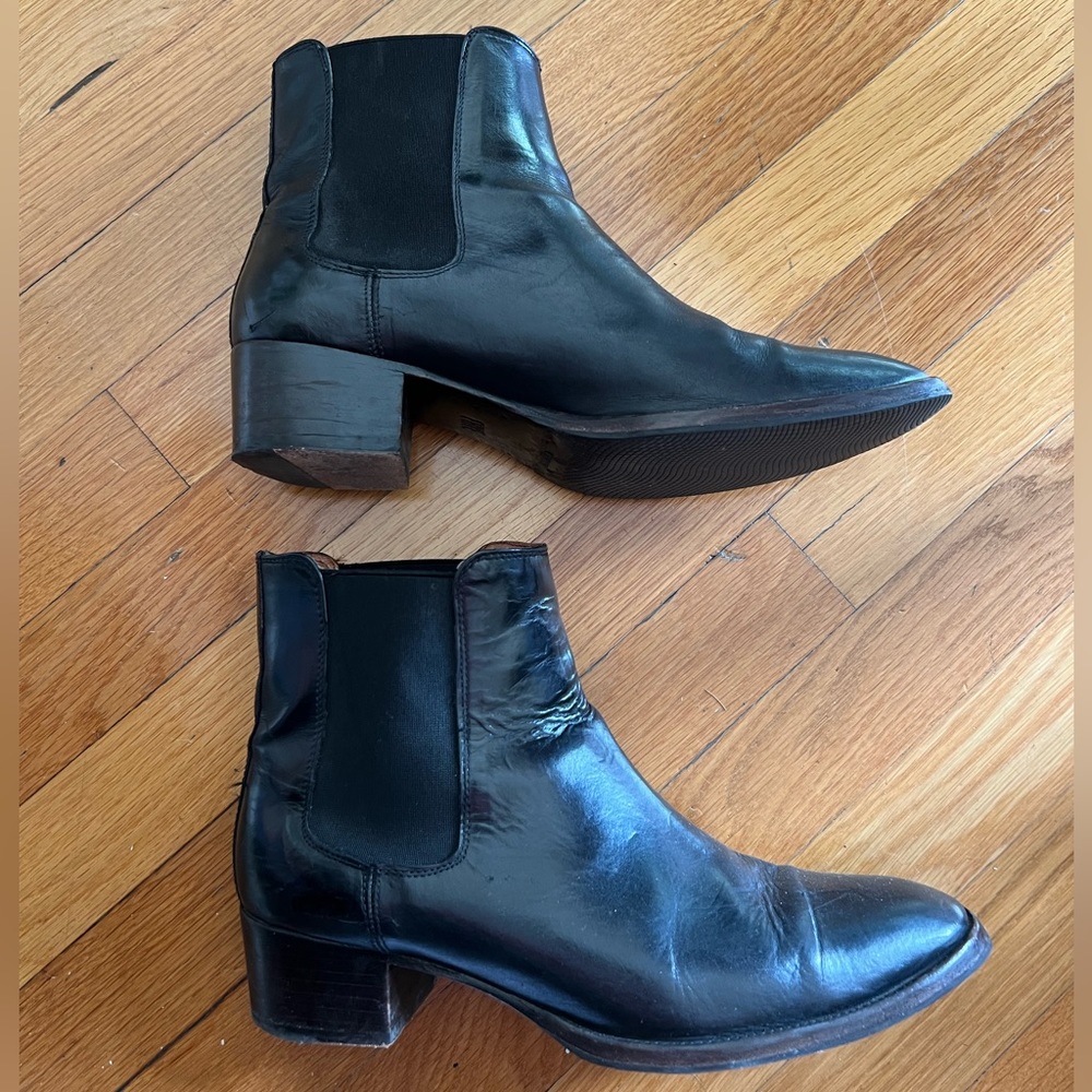 Frye heeled Chelsea boots
